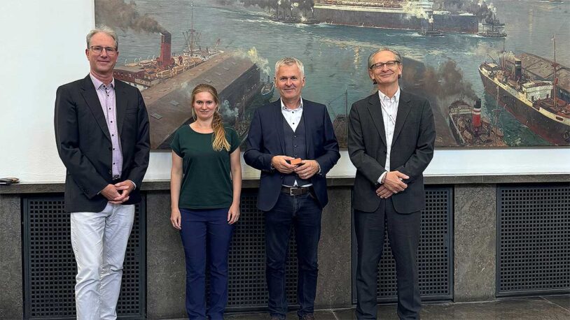 Der Bayerische Ziegelindustrie-Verband zu BEsuch im Deutschen Museum München. Von links nach rechts: Yves Knoll, Dr. Marcelina Malissek, Johannes Edmüller, Dr. Ulrich Kernbach
